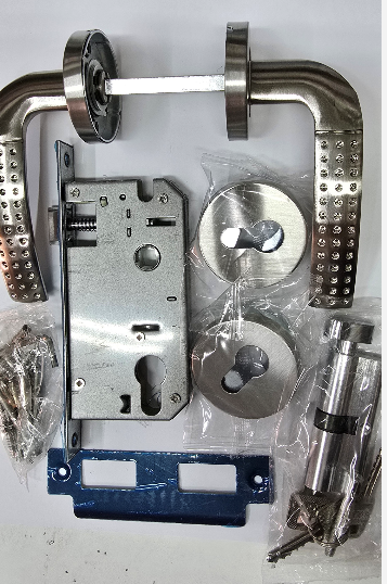 BROASCA COMPLETA USA INT