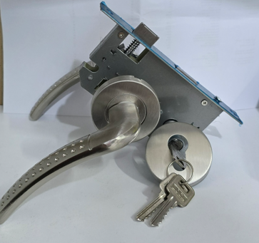 BROASCA COMPLETA USA INT